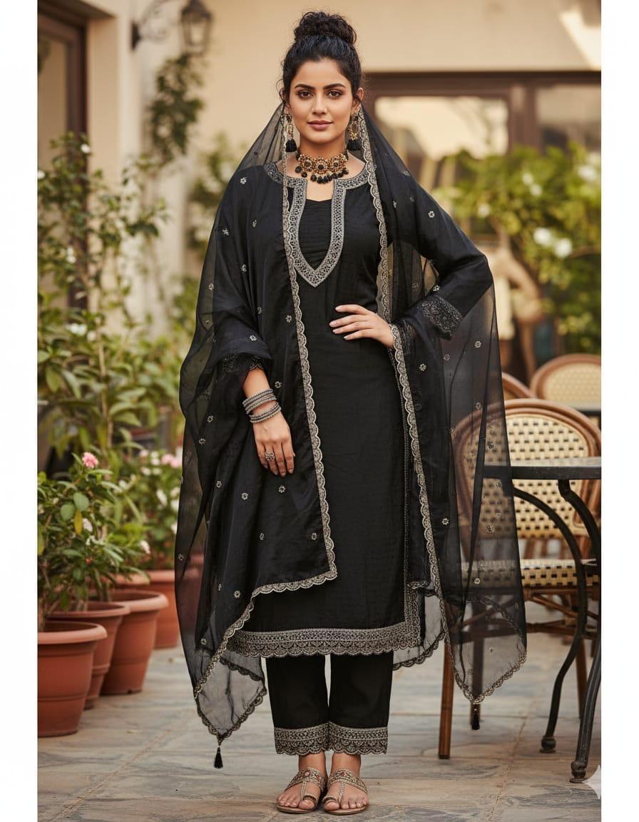 Black Floral Embroidered Kurta Set for Women