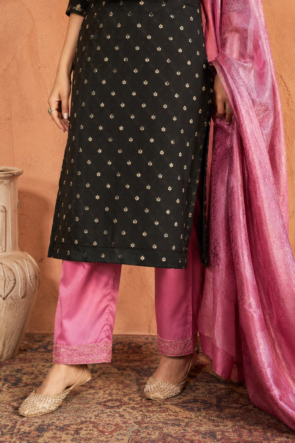 Women’s Black Embroidered Kurta Pant Dupatta Set | Elegant Festive Ethnic Wear